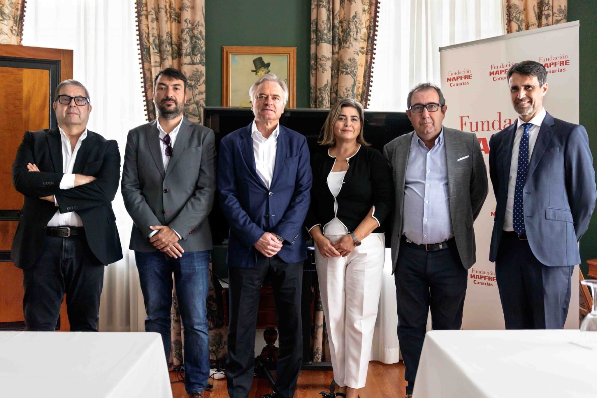 Fundación MAPFRE Canarias hace balance de cuatro décadas de compromiso con el progreso y bienestar de Canarias Imagen de la reunión celebrada en la isla de Tenerife.