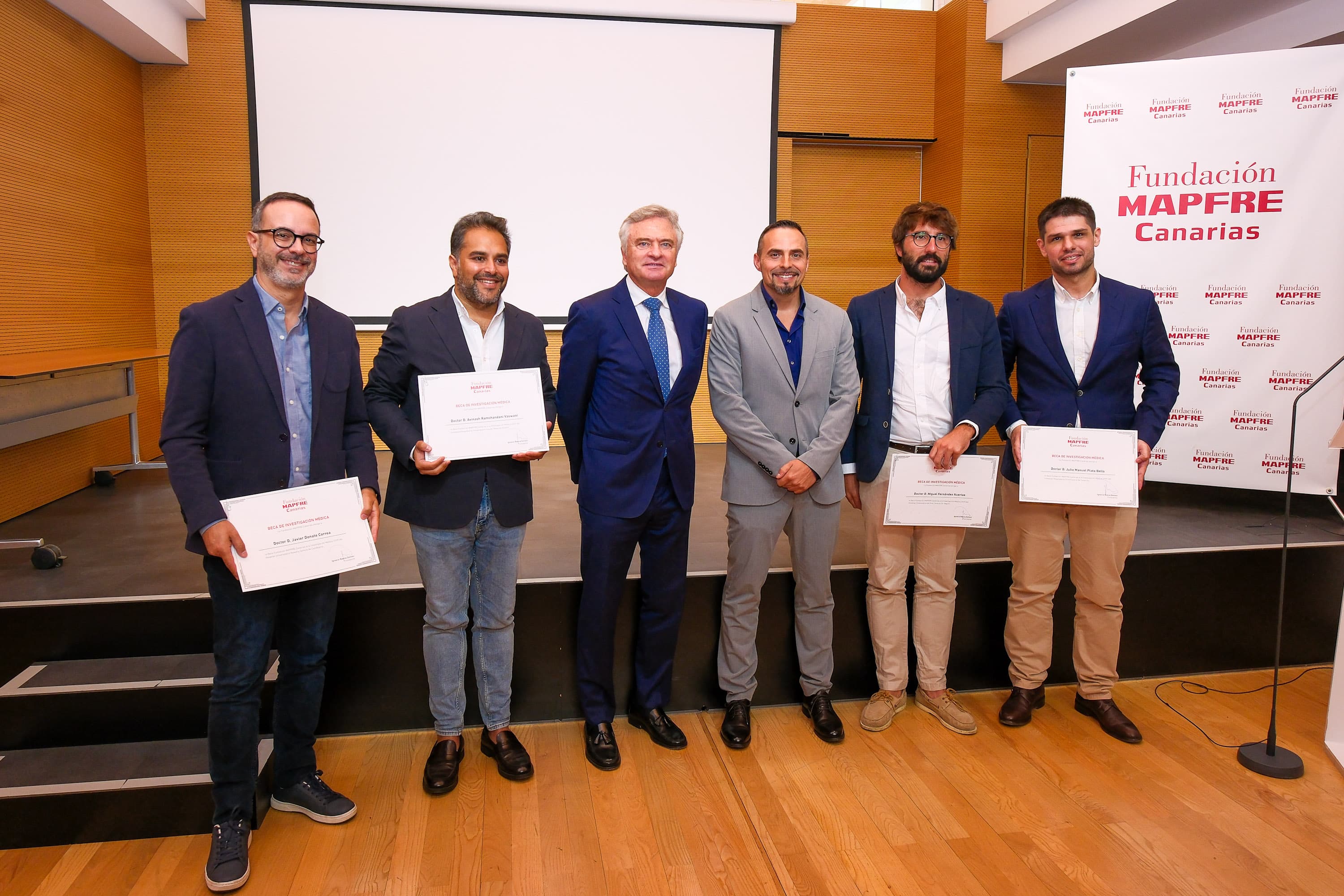 En esta convocatoria se han becado con 20.000 euros cada uno, cuatro proyectos que abordan desafíos en el ámbito de la salud desde un enfoque innovador