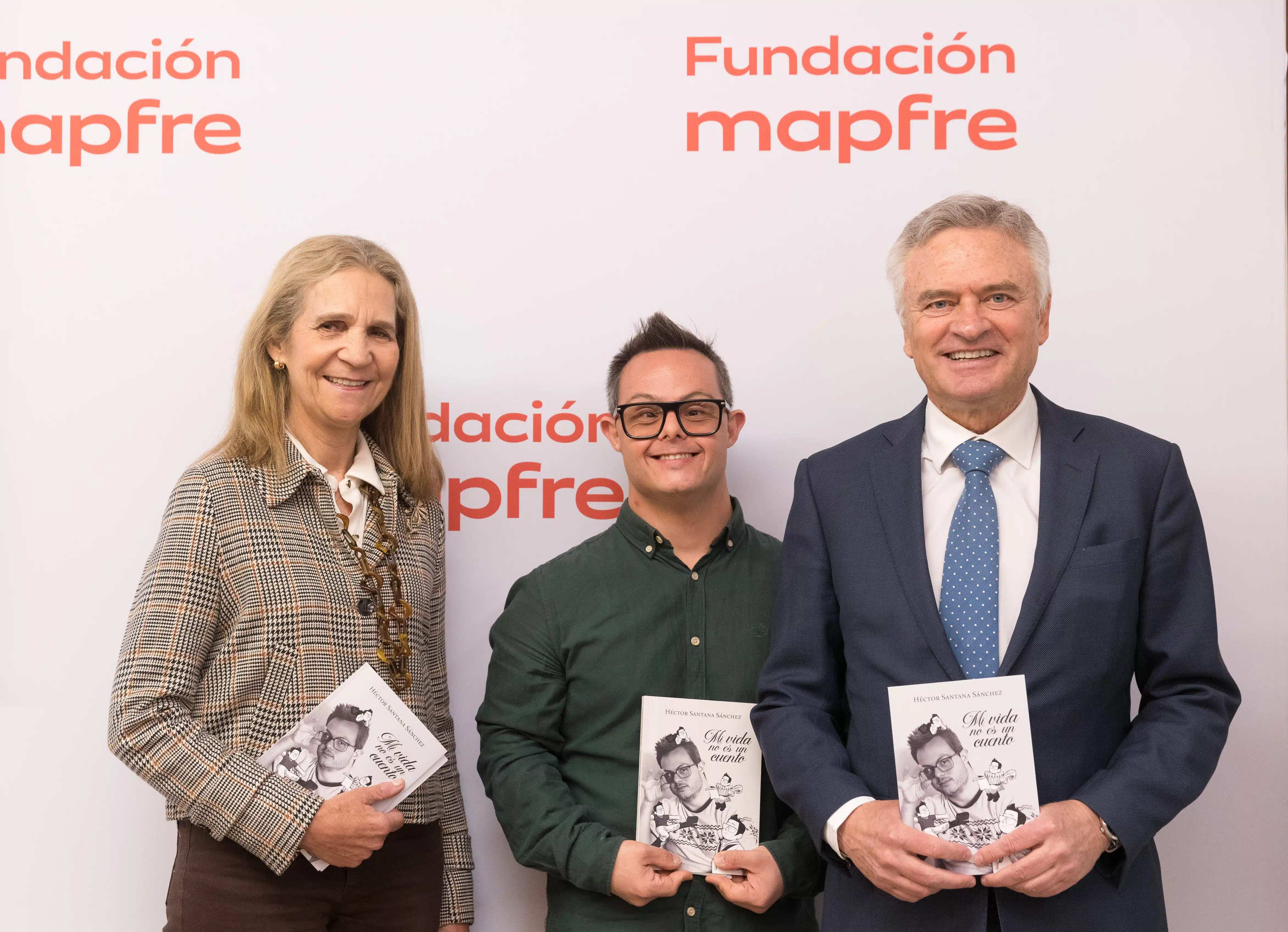 SAR Doña Elena de Borbon, Héctor Santana e Ignacio Baeza.