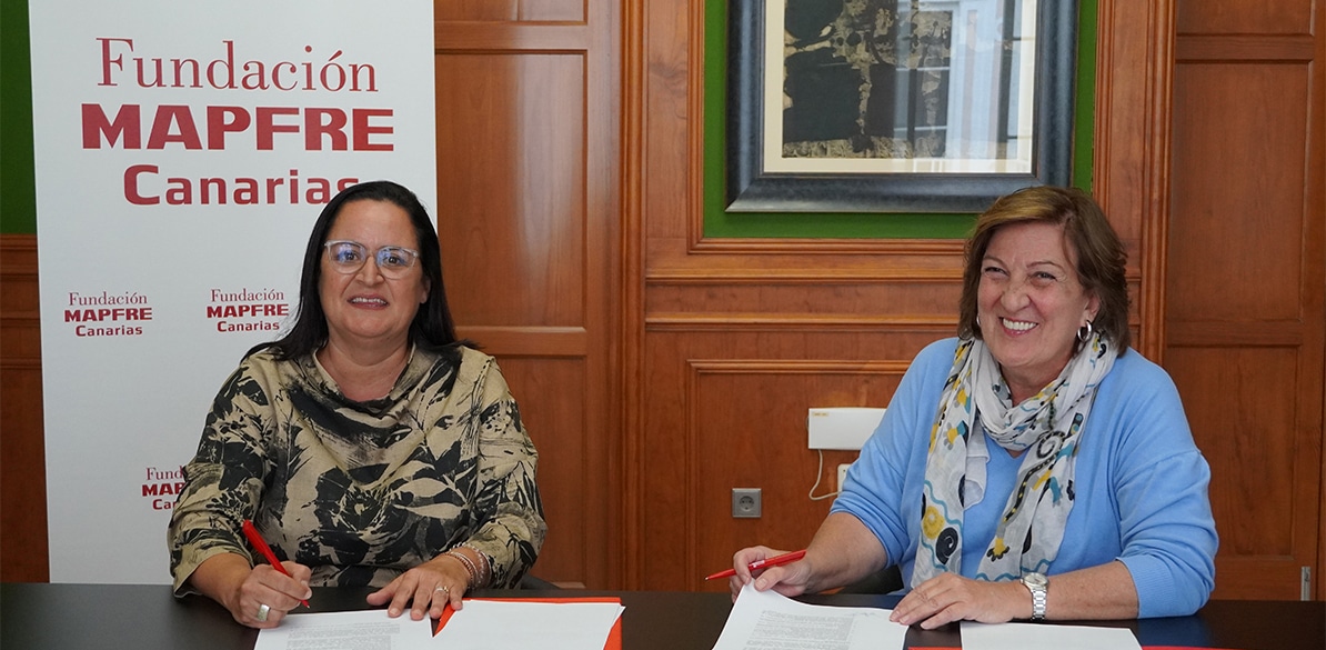 El acuerdo, suscrito por Esther Martel, directora de Fundación MAPFRE Canarias, y Carmen Laucirica, presidenta de la Asociación de Entidades Plena inclusión Canarias, se ha firmado el martes 20 de mayo en la sede la Fundación MAPFRE Canarias en Las Palmas.