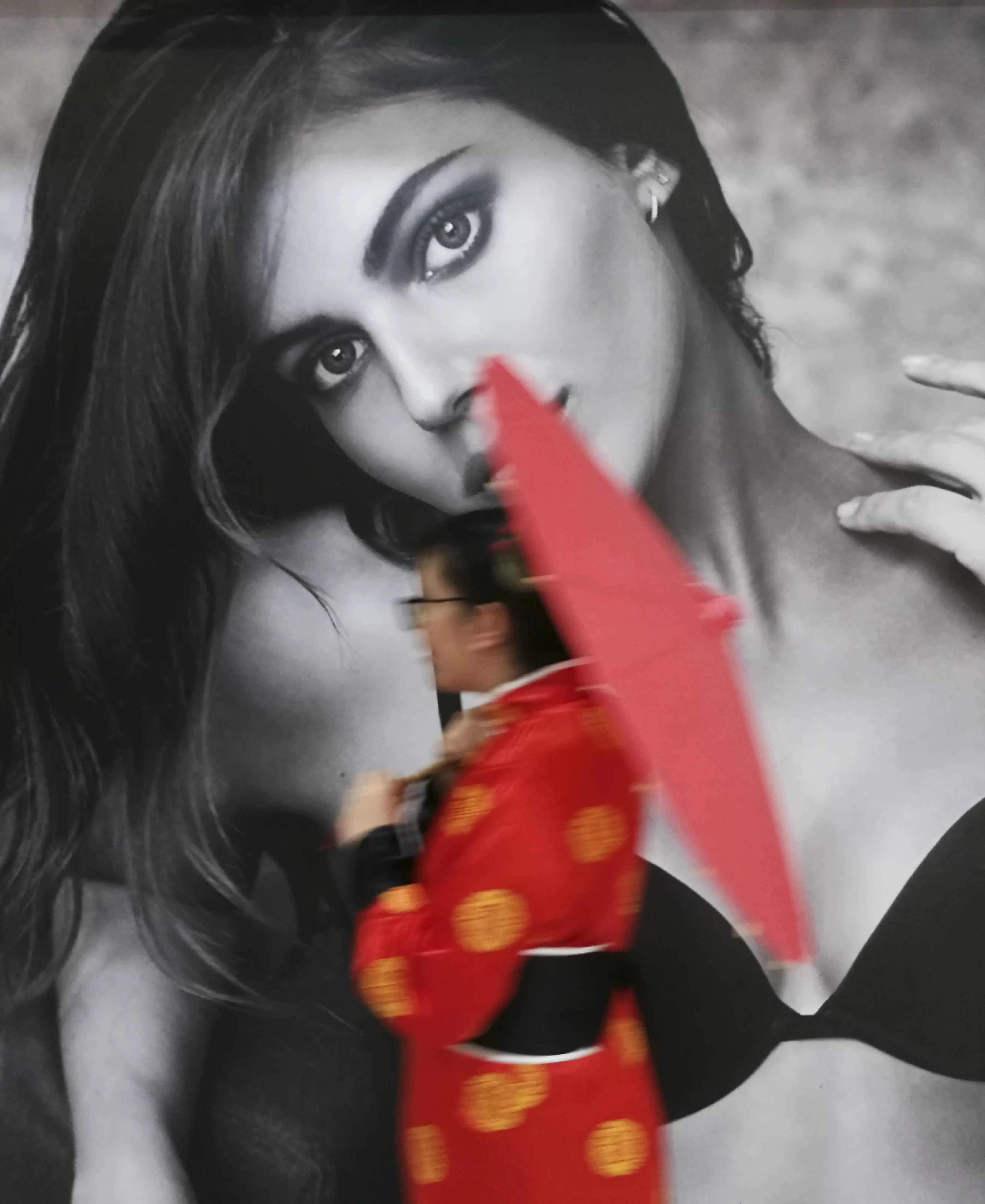 Miradas de papel Miradas de papel